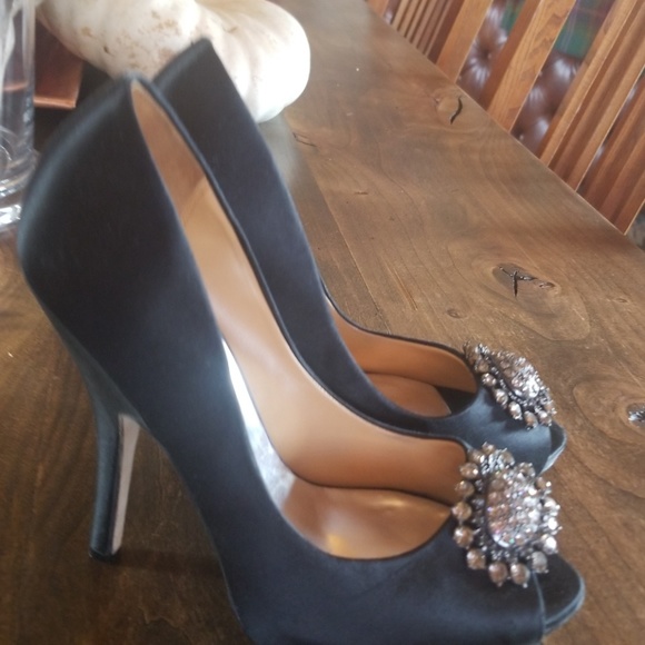 Shoes - Picture 3 of 3